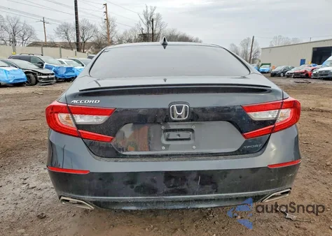 2020 Honda Accord Sport z USA, uszkodzony, nr VIN 1HGCV1F33LA135589